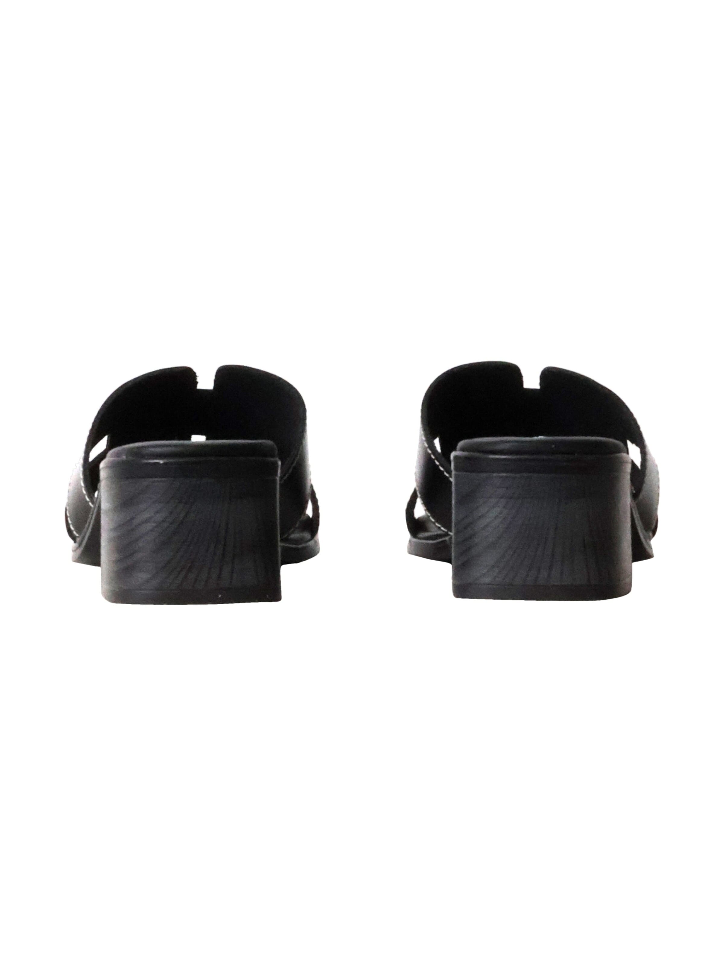 Sandales 'Leder-Sandalen mit Absatz' Oh my Sandals en noir