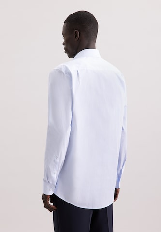Coupe regular Chemise business 'Schwarze Rose' SEIDENSTICKER en bleu