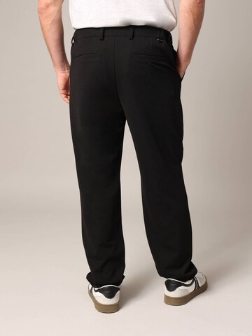 Loosefit Pantalon 'THIAGO' Deeluxe en noir