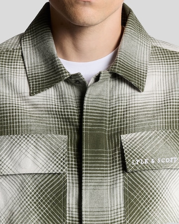 Lyle & Scott Regular fit Tussenjas in Grijs