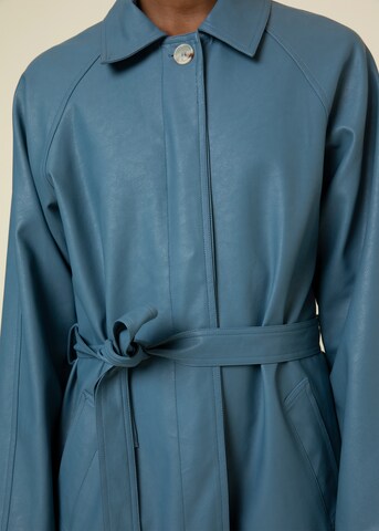 FRNCH PARIS Přechodný kabát 'Ghisele' – modrá