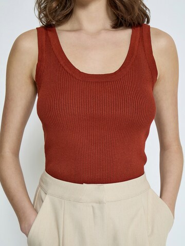 Peppercorn Sticktop 'Tana' i rød