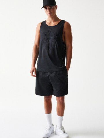 NEW ERA Top in Schwarz