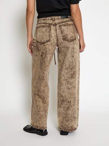 regular Jeans 'Jess' di DESIRES in marrone