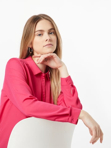 VILA - Blusa em rosa