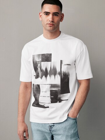 Next T-Shirt in Weiß