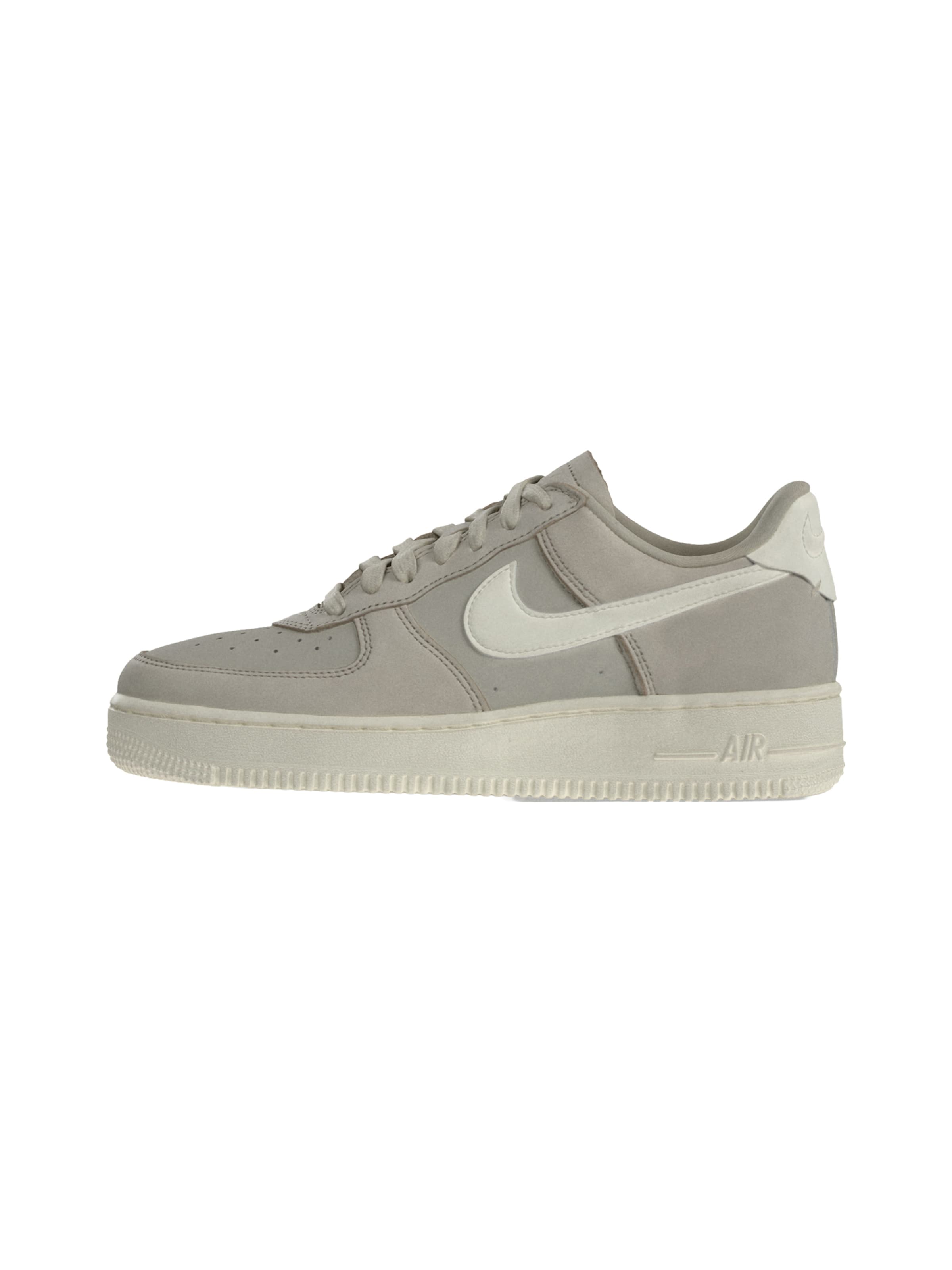 Nike Sportswear Ниски маратонки 'Air Force 1 Retro Premium' в бежово: отпред