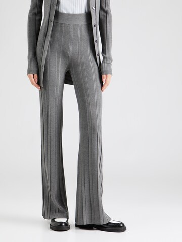 Wide leg Pantaloni di REMAIN in grigio: frontale