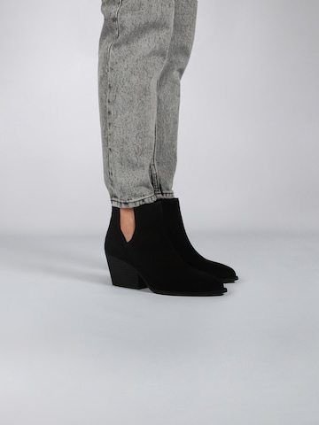 BLACKSTONE - Botas de tobillo 'ABBY '' en negro: frente