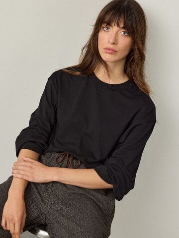 Next - Camisa em preto