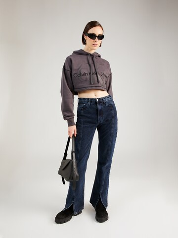 Felpa 'HERO' di Calvin Klein Jeans in grigio