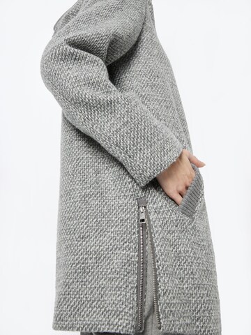 Cappotto di mezza stagione di ESPRIT in grigio