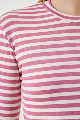 T-shirt Happiness İstanbul en rose