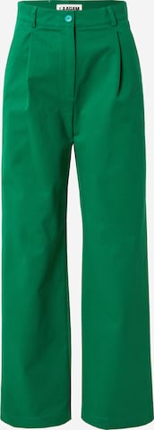 Loosefit Pantaloni 'Hailey' de la Laagam pe verde: față