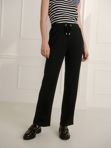 Guido Maria Kretschmer Women Loose fit Pants in Black: front