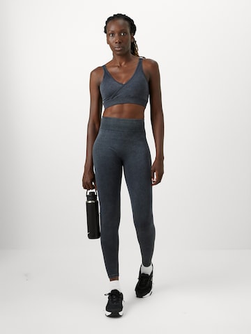 ONLY PLAY Skinny Športové nohavice 'ONPJOA' - Čierna