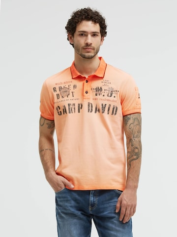 Maglietta di CAMP DAVID in arancione: frontale