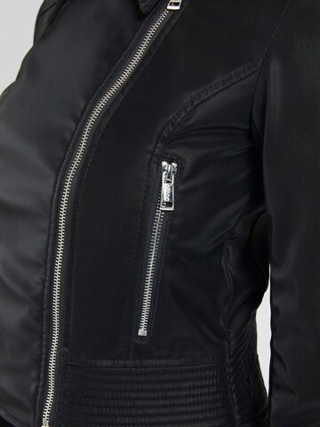 GUESS - Chaqueta de entretiempo 'Khloe' en negro