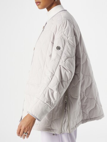 BLONDE No. 8 Between-Season Jacket in White