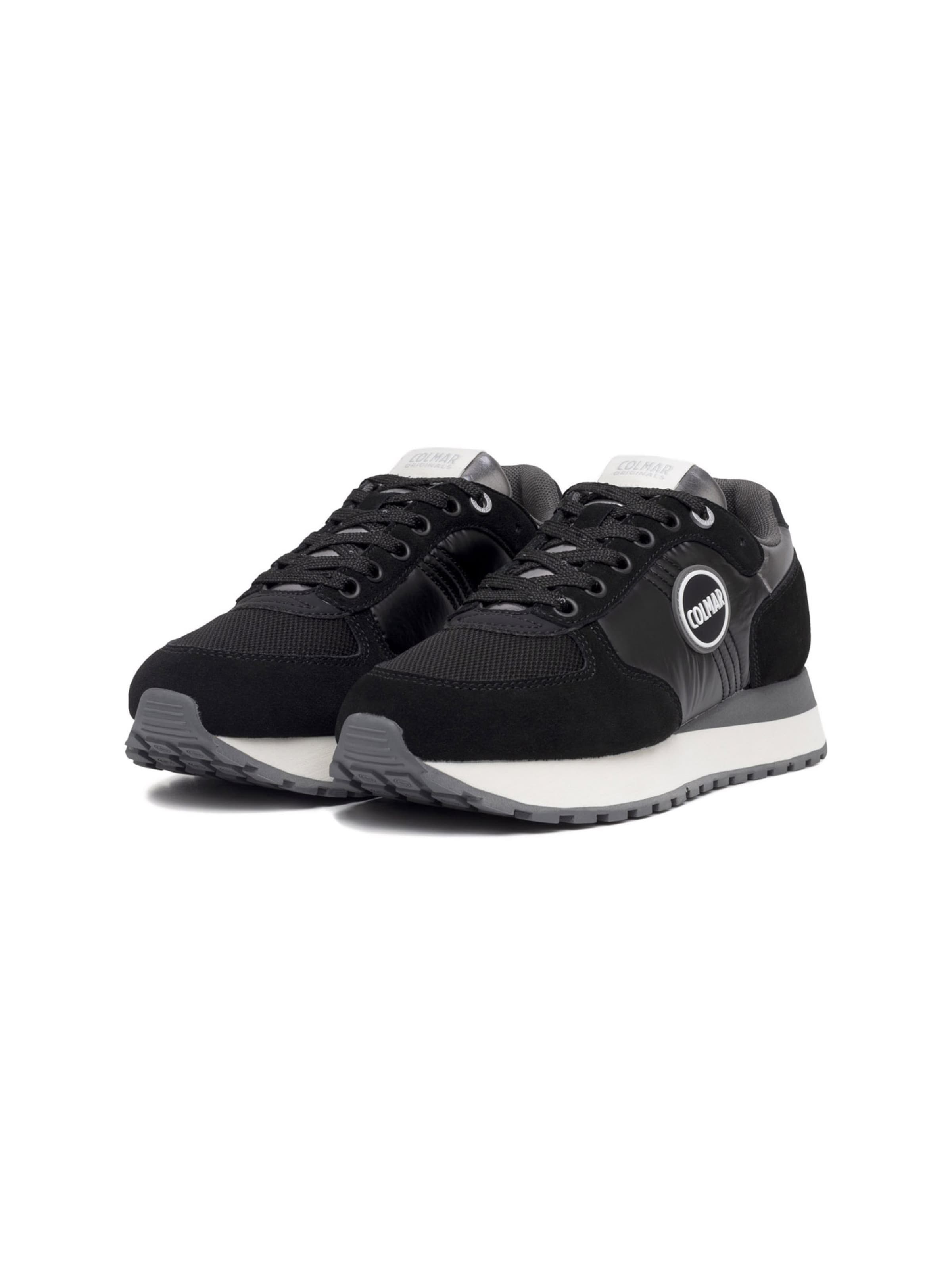 Sneaker bassa 'Travis Authentic' di Colmar in nero: frontale