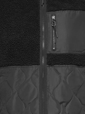 ONLY Carmakoma Between-season jacket 'CAROhio' in Black