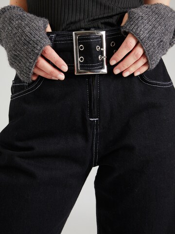 Loosefit Jeans di Nasty Gal in nero