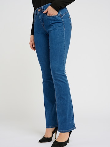 Cream Flared Jeans 'Lone' in Blue: front