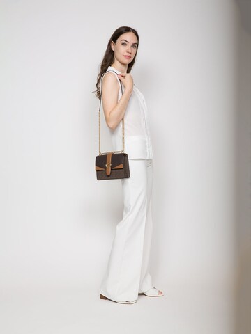 Michael Kors Schoudertas 'Greenwich' in Bruin