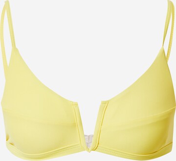 Misspap T-shirt Bikini Top in Yellow: front