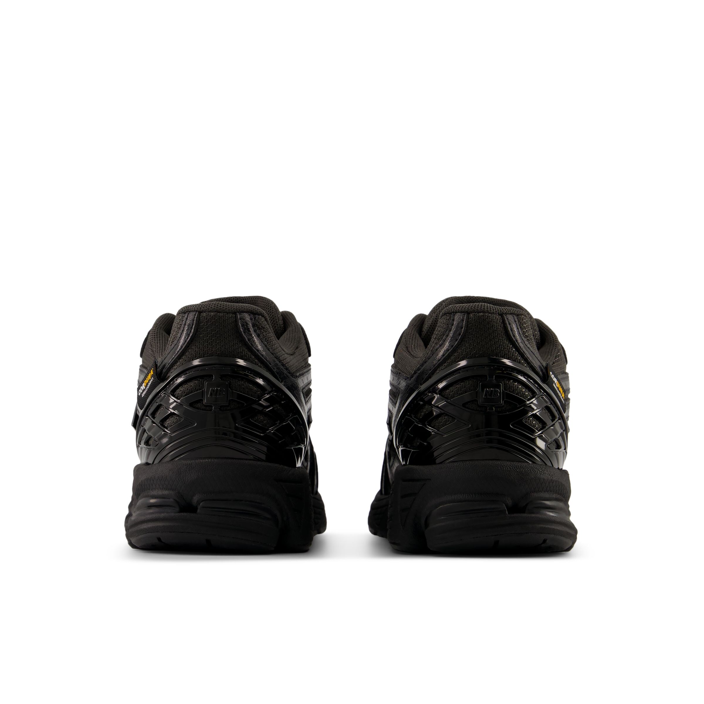 Sneaker '1906 Lace' di new balance in nero