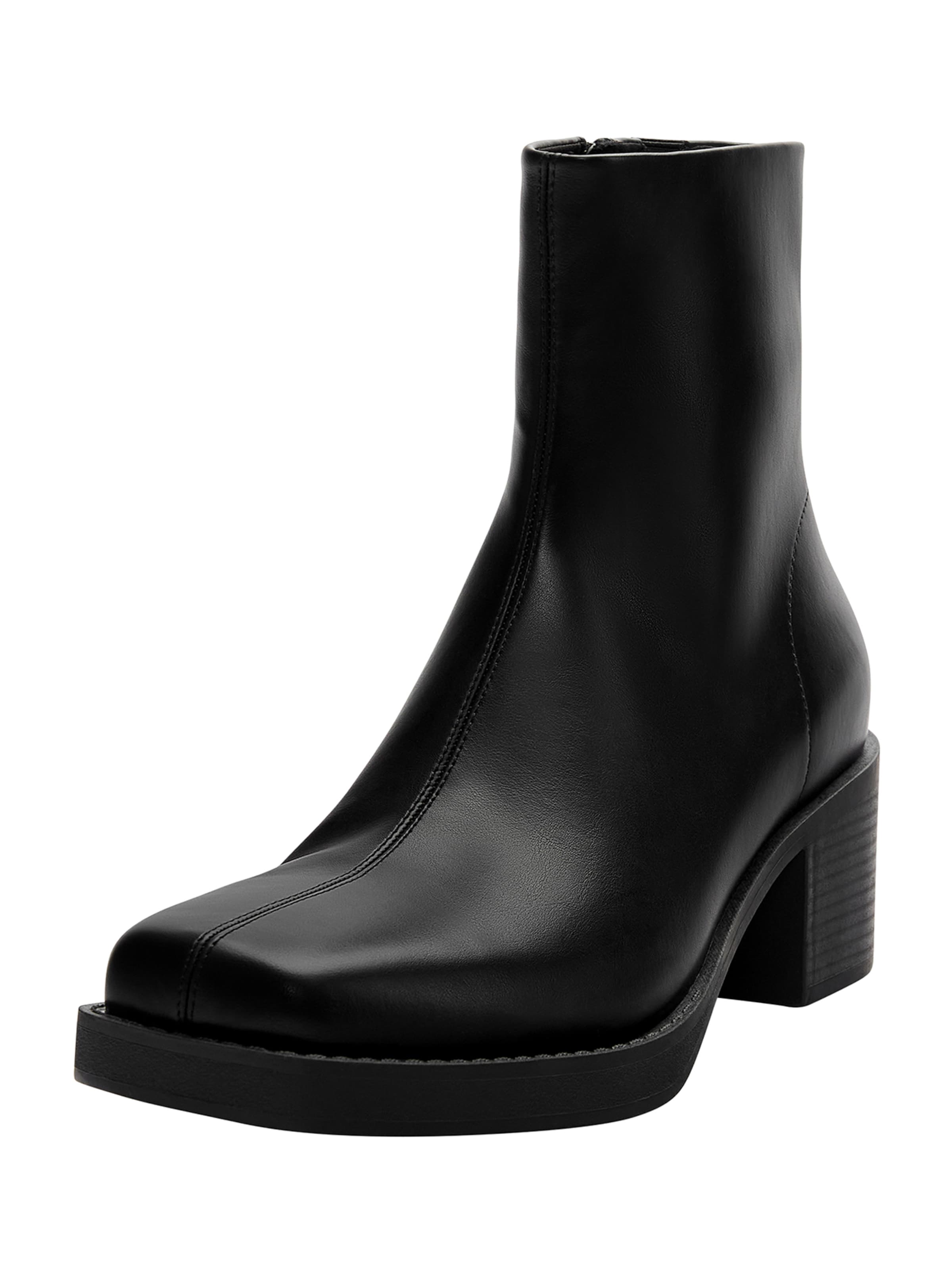Pull&Bear Boot in Black: front