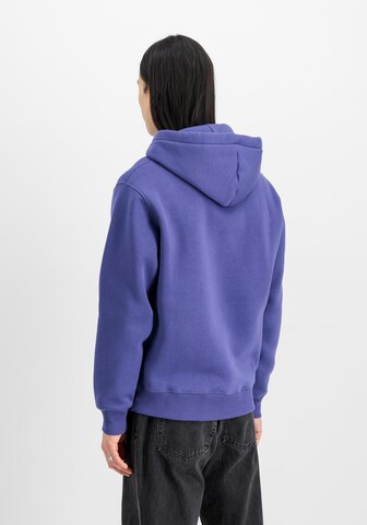ALPHA INDUSTRIES Regular Fit Sweatshirt in Lila