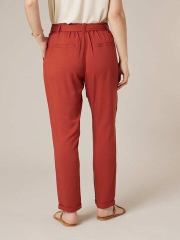 Coupe slim Pantalon Deeluxe en rouge