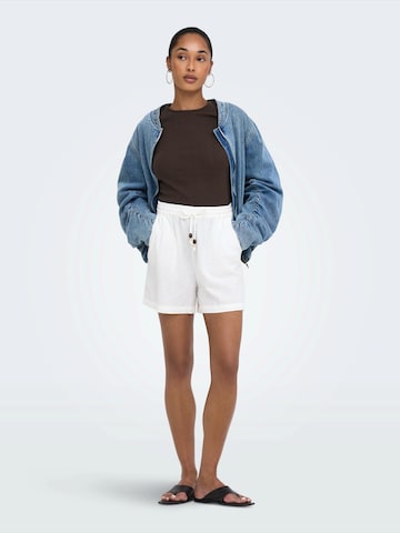 Regular Pantalon 'ONLSWAR THYRA' ONLY en blanc
