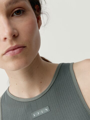 Born Sporttop 'Nora' in Groen