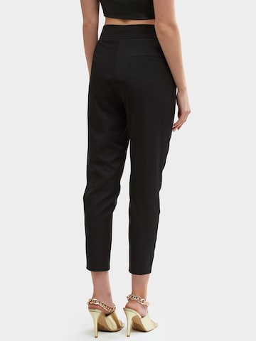 Influencer - Tapered Pantalón en negro