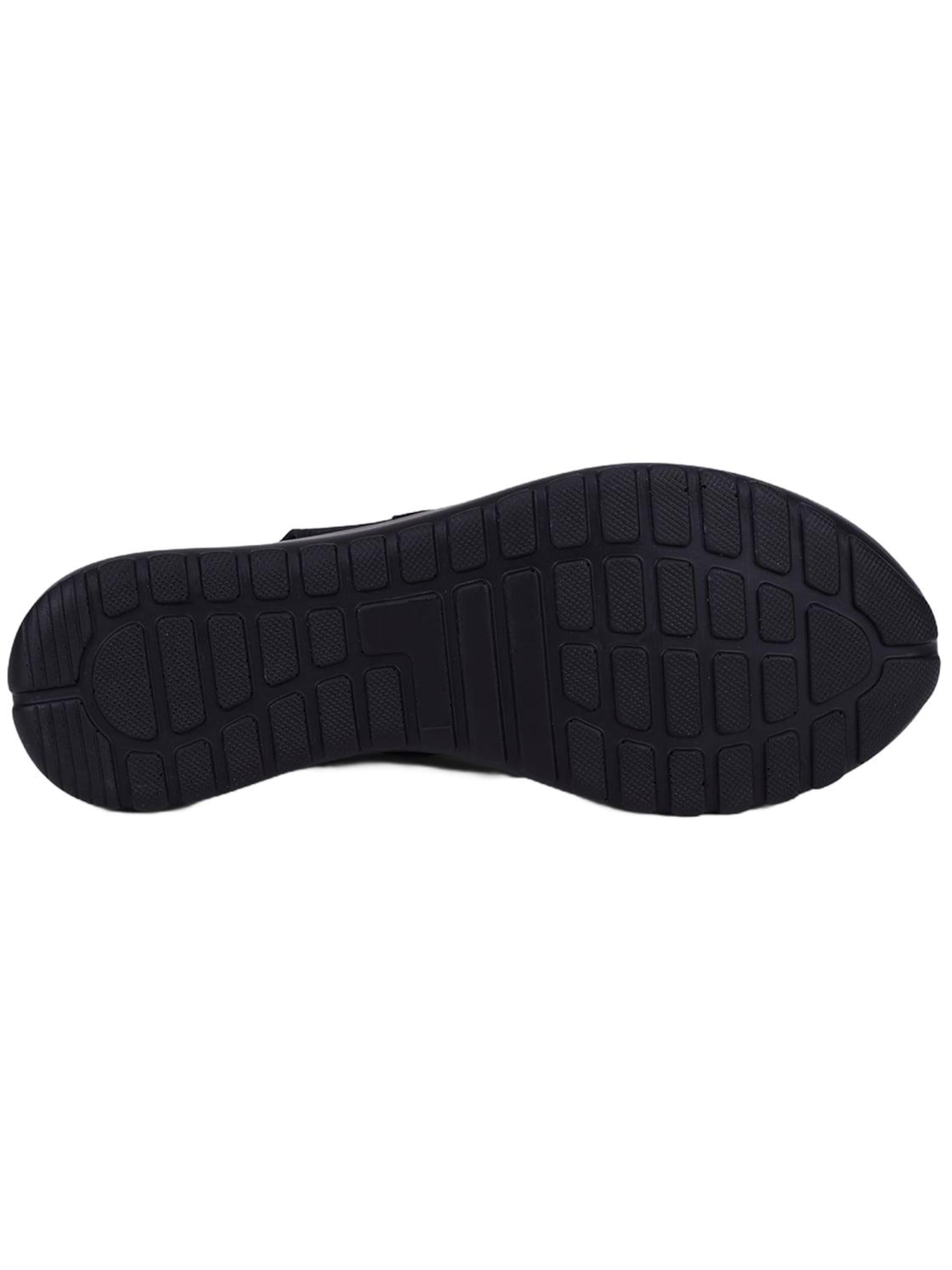 Desa Sandals in Black