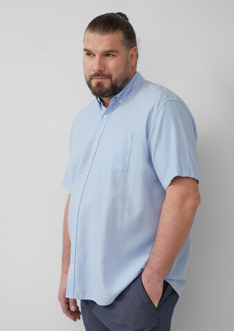 Coupe regular Chemise s.Oliver en bleu : devant