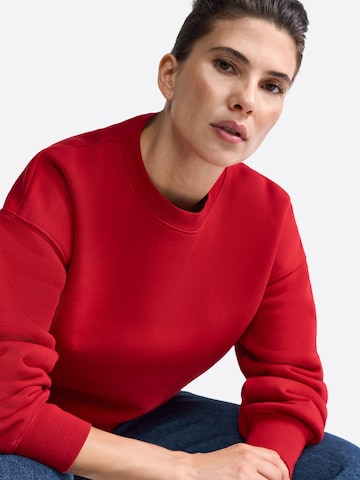 Rich & Royal Sweatshirt in Red