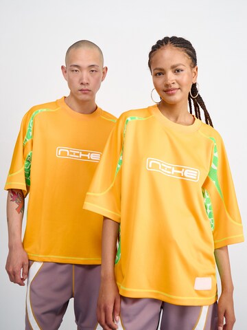 Nike Sportswear Μπλουζάκι σε πορτοκαλί: μπροστά