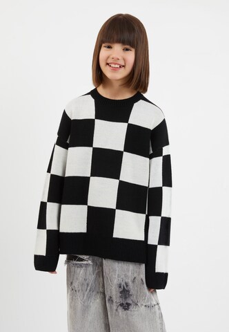 Gulliver Sweater in Black: front