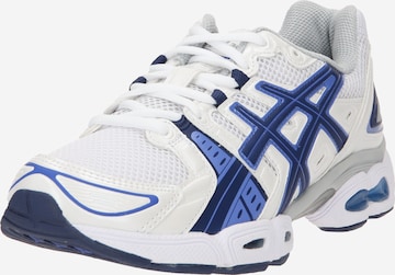 ASICS SportStyle Platform trainers 'GEL-NIMBUS 9' in White: front