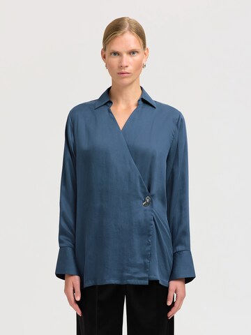 SELECTED Blus 'SLFJOLLY' i blå: framsida