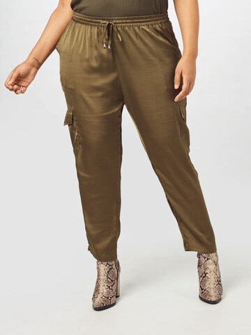 KAFFE CURVE Regular Cargo trousers in Green: front