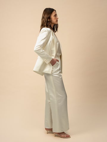 Anse Victorin - Pierna ancha Pantalón 'Amara' en beige