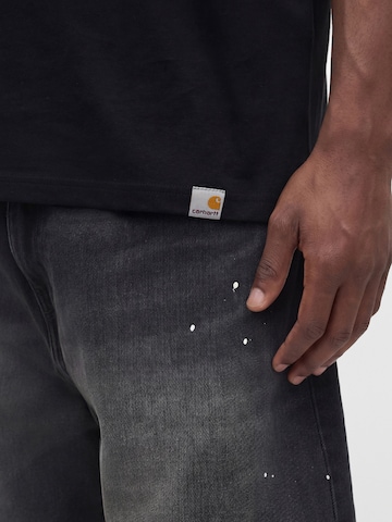 Carhartt WIP Μπλουζάκι 'Road Side Snack' σε μαύρο
