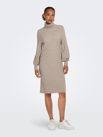 ONLY Knitted dress 'Sasha' in Brown