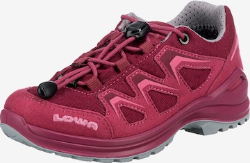 LOWA Flats 'Innox' in Red: front