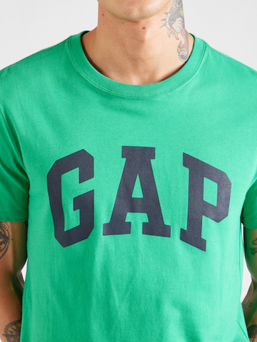 Tricou 'EVERYDAY' de la GAP pe verde