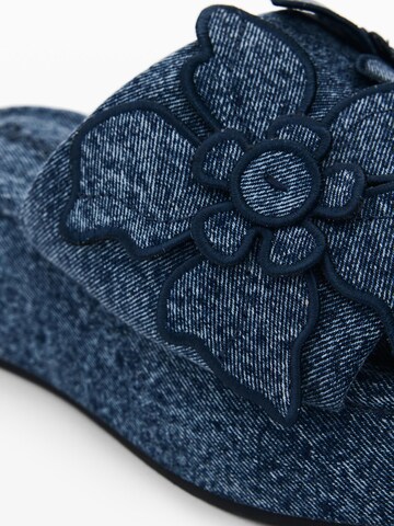 DesigualNatikače s potpeticom - plava boja